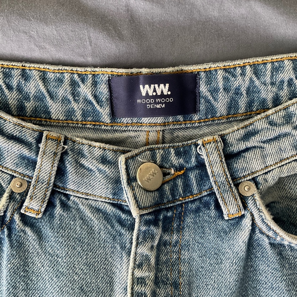 Wood Wood light wash blue jeans, Size 26 / 27 / 28